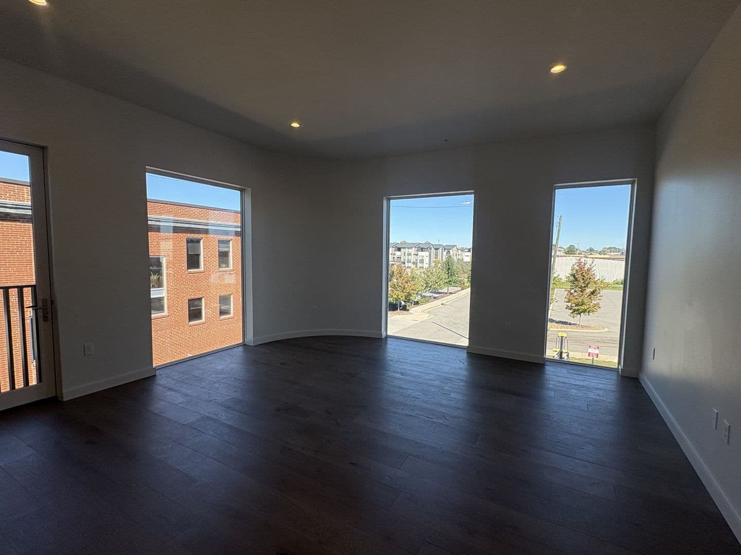 Chattanooga Apartment: 1939 Central Avenue