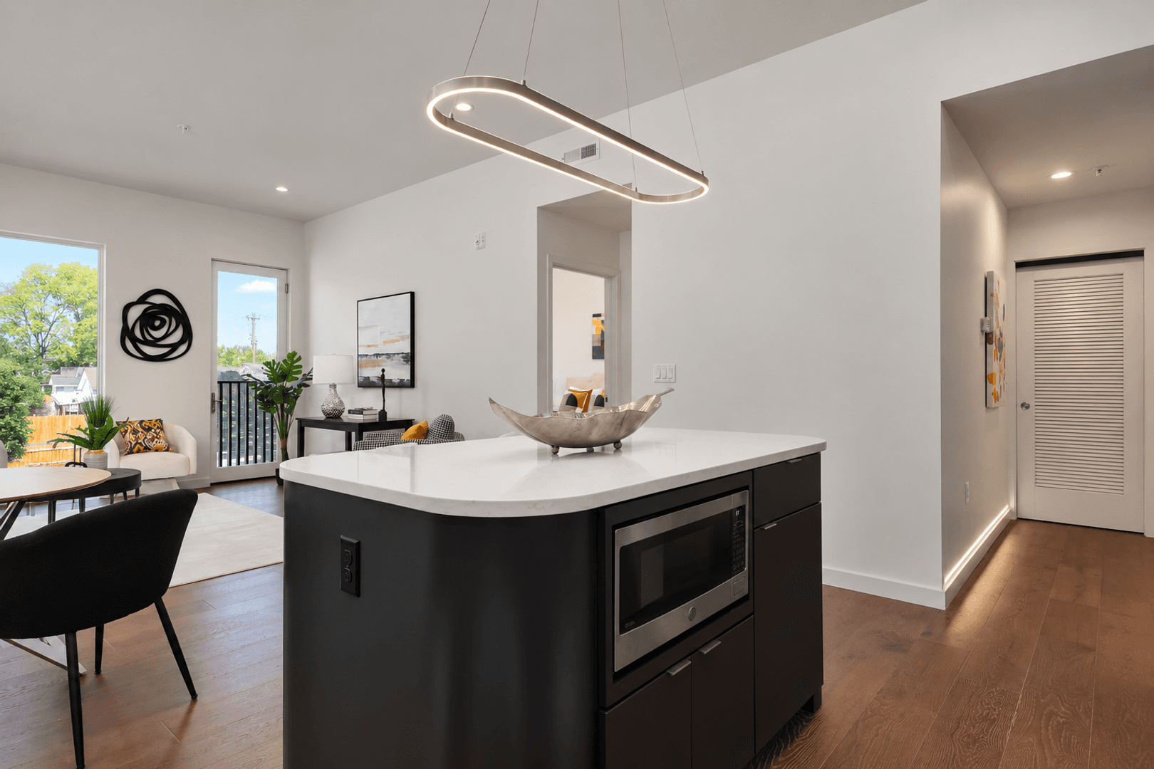 Chattanooga Apartment: 1939 Central Avenue