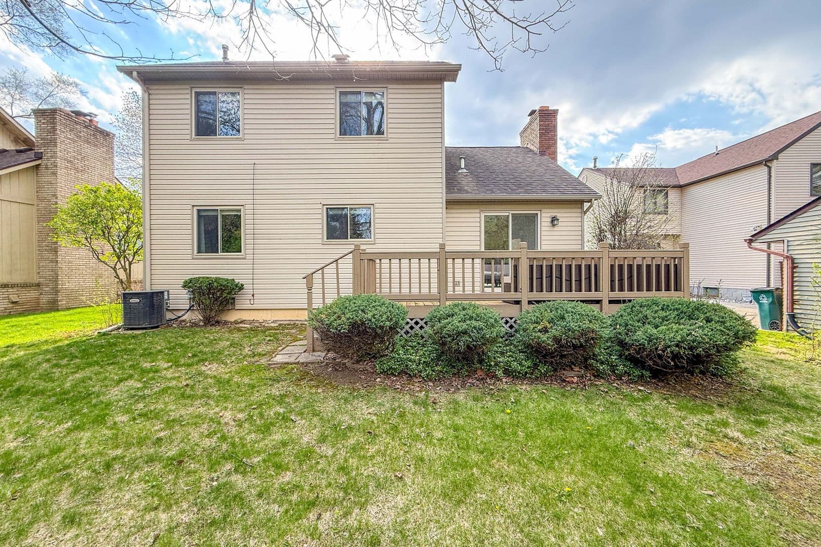 Birmingham House: 1669 Hanley Ct