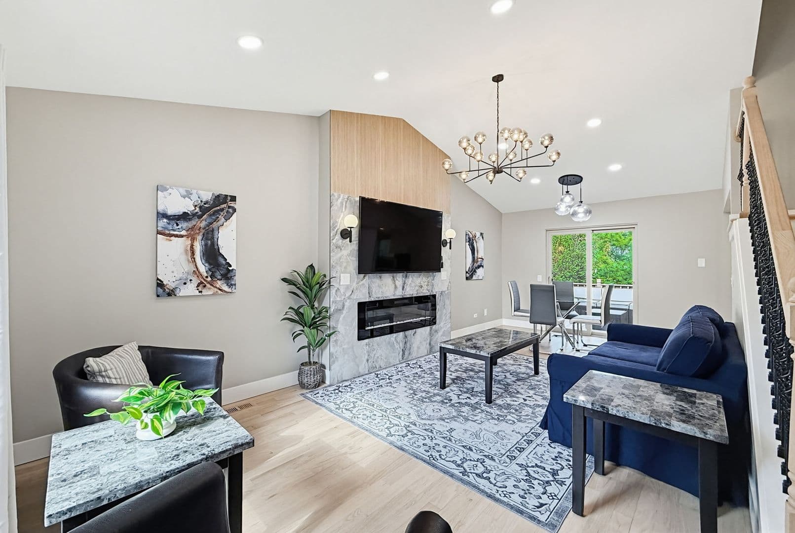 Birmingham House: 1669 Hanley Ct