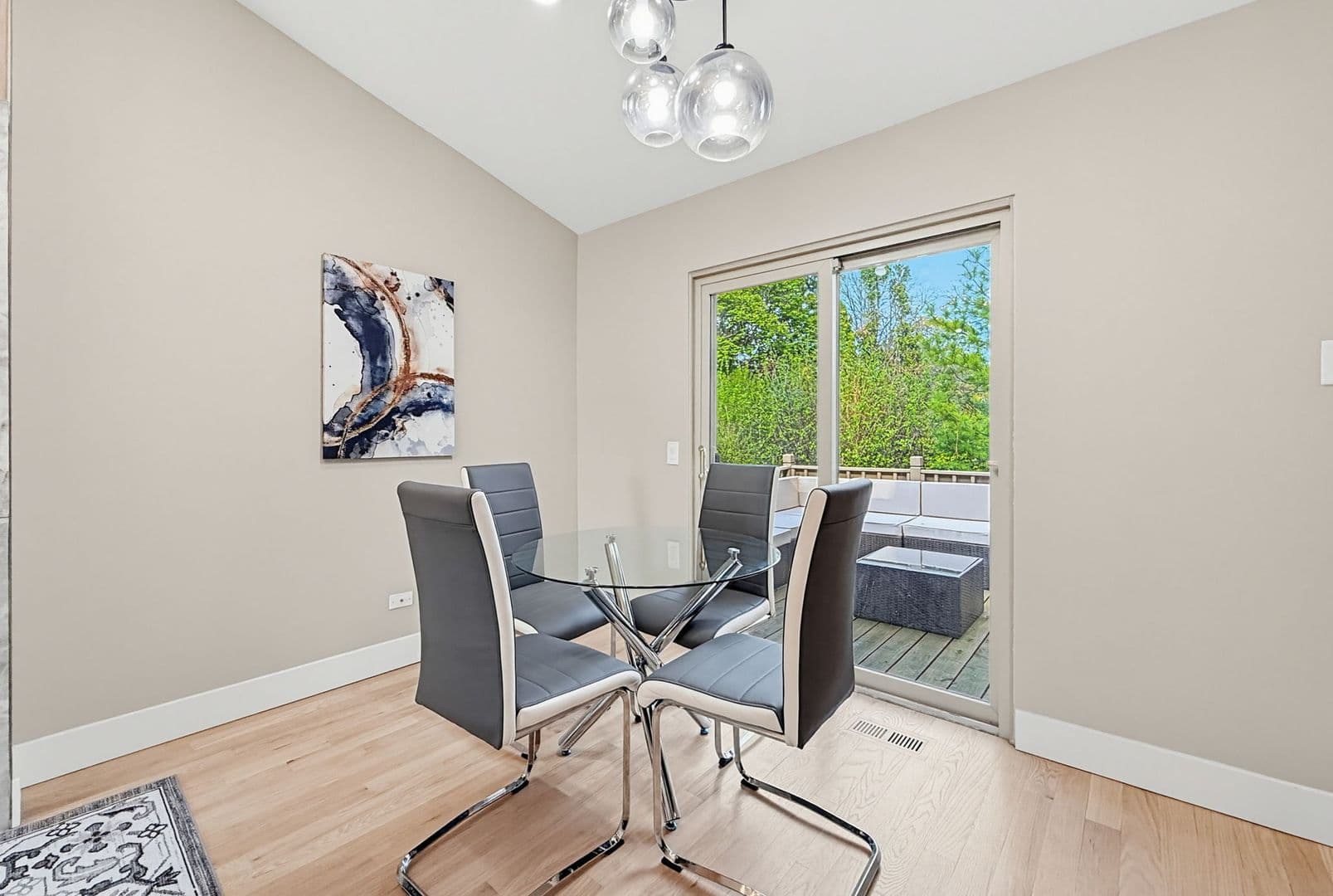 Birmingham House: 1669 Hanley Ct