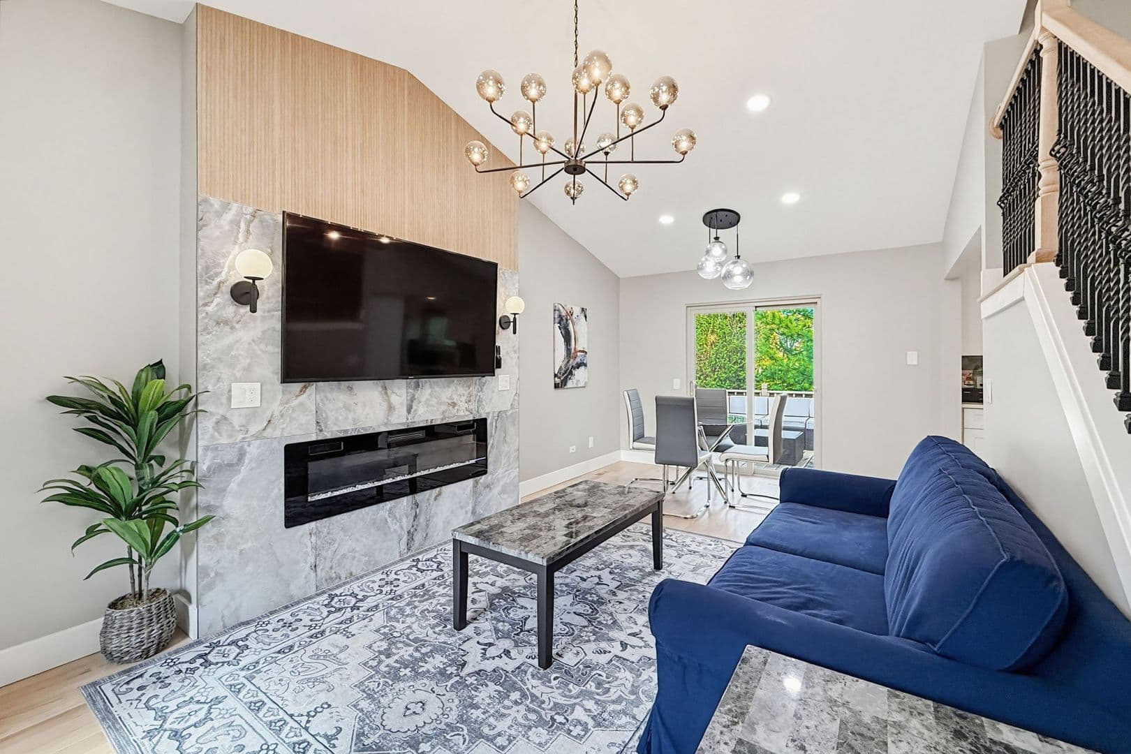 Birmingham House: 1669 Hanley Ct