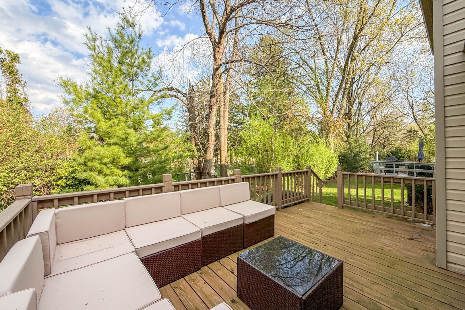 Birmingham House: 1669 Hanley Ct