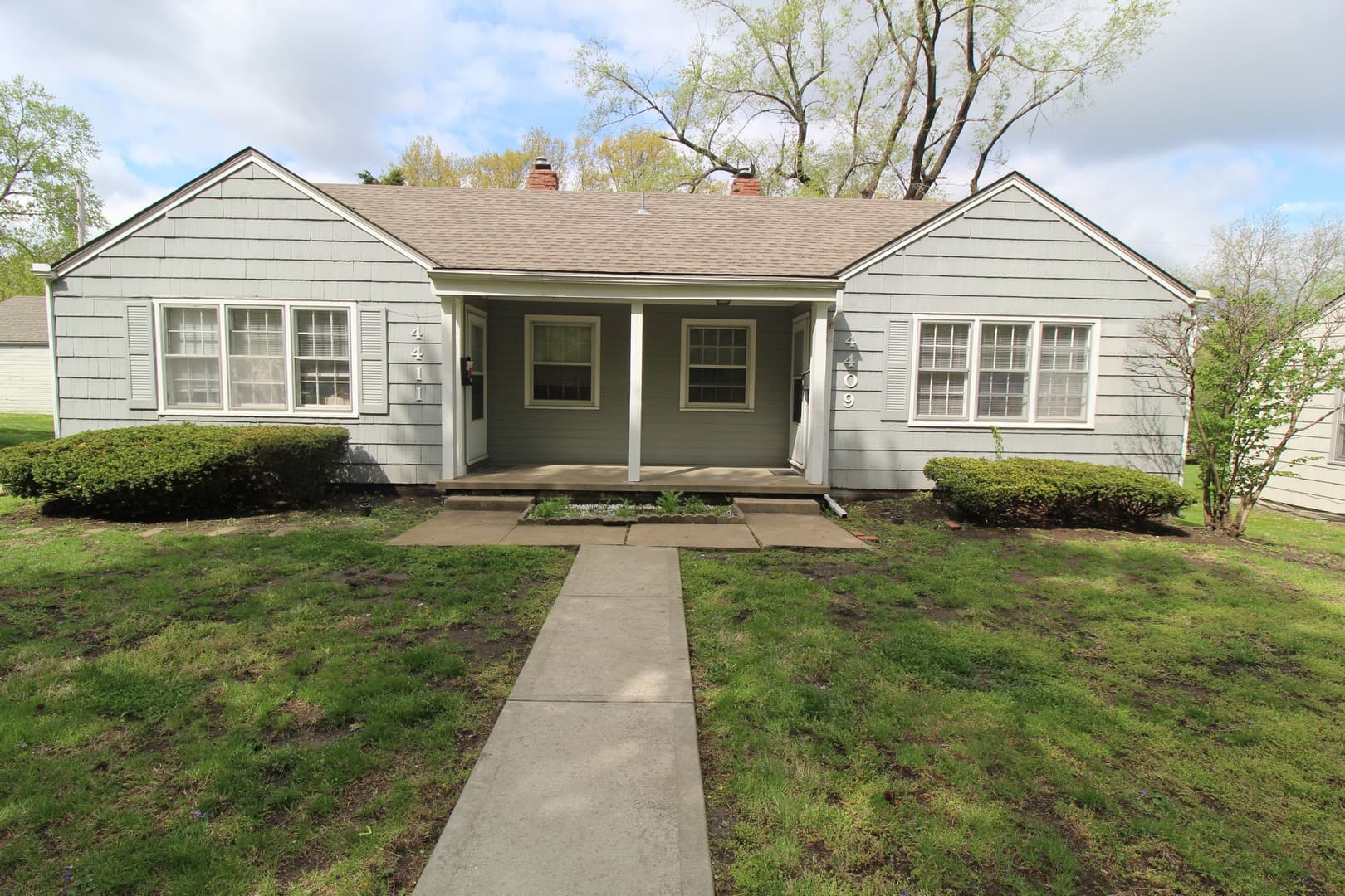 OLATHE Multiplex: 4409 S PARKWAY DR