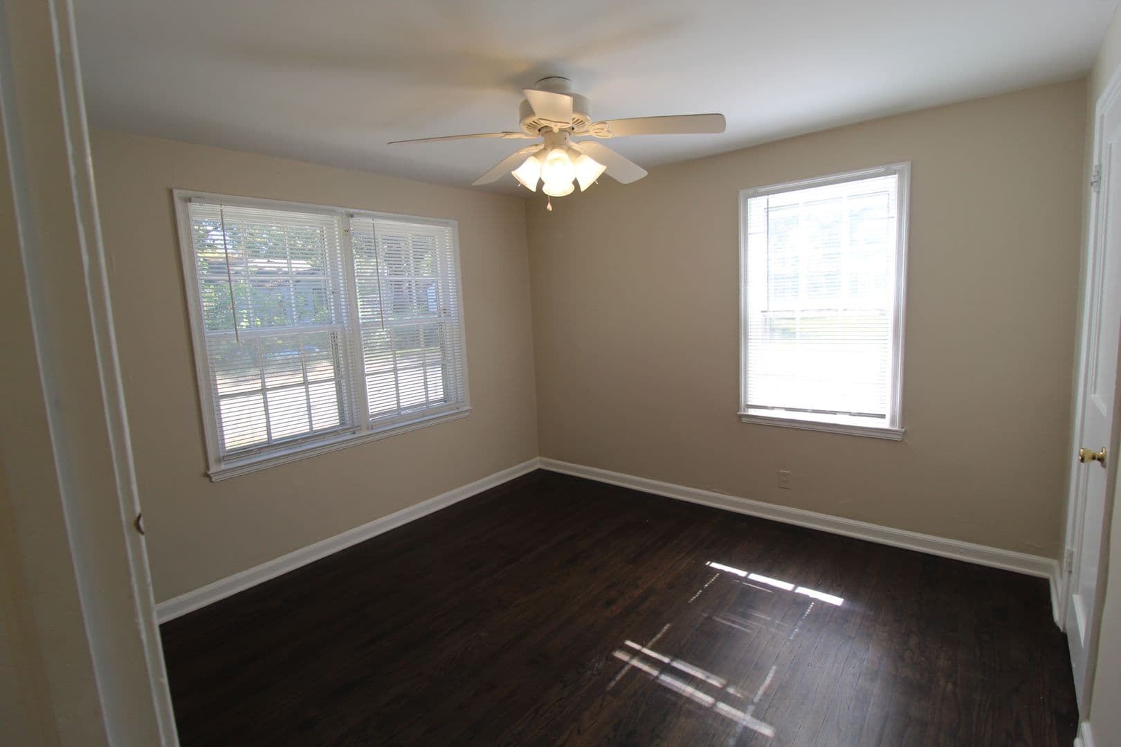 OLATHE Multiplex: 4412 S PARKWAY DR