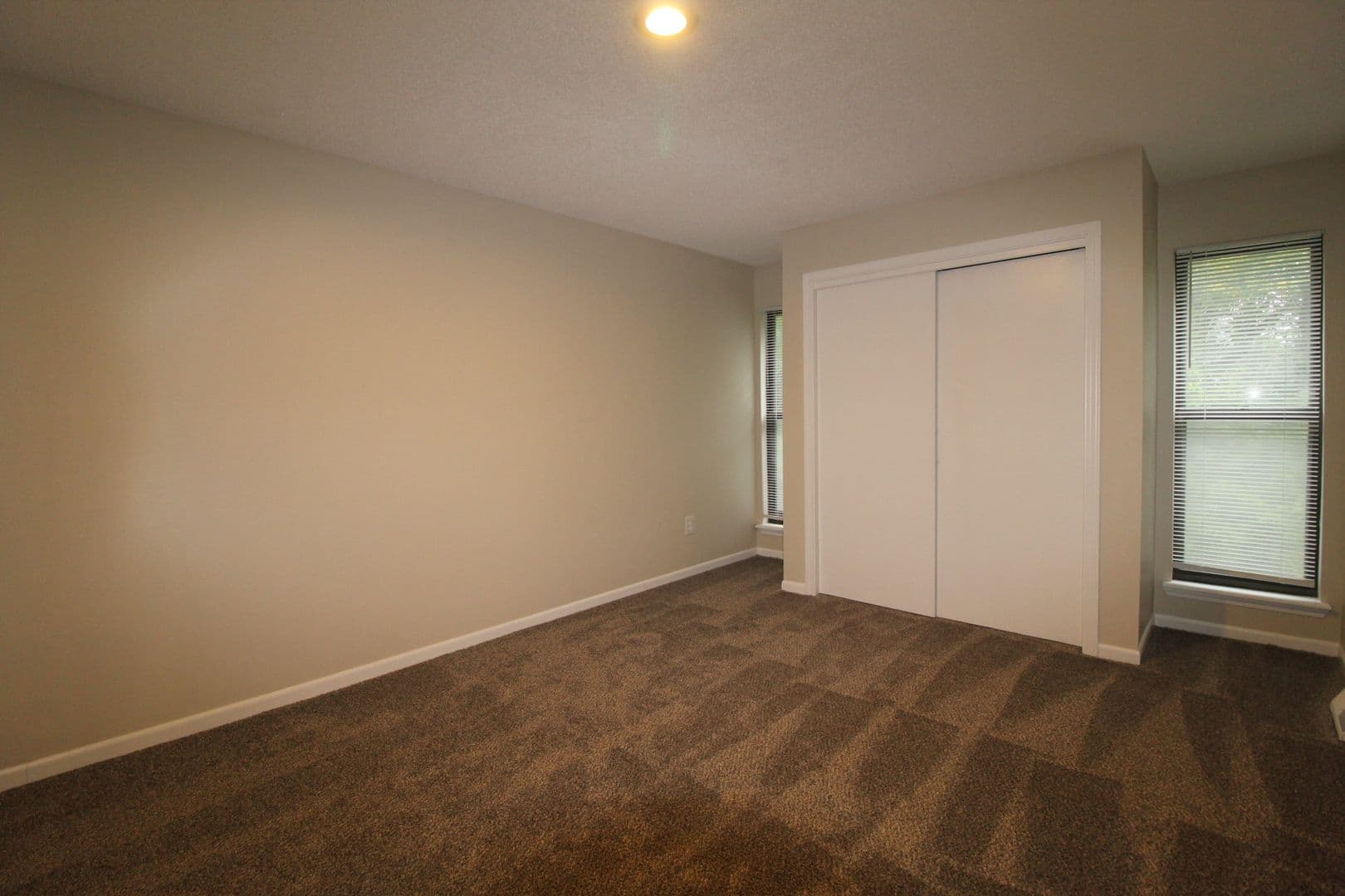 OLATHE Townhome: 107 S SAXONY DR