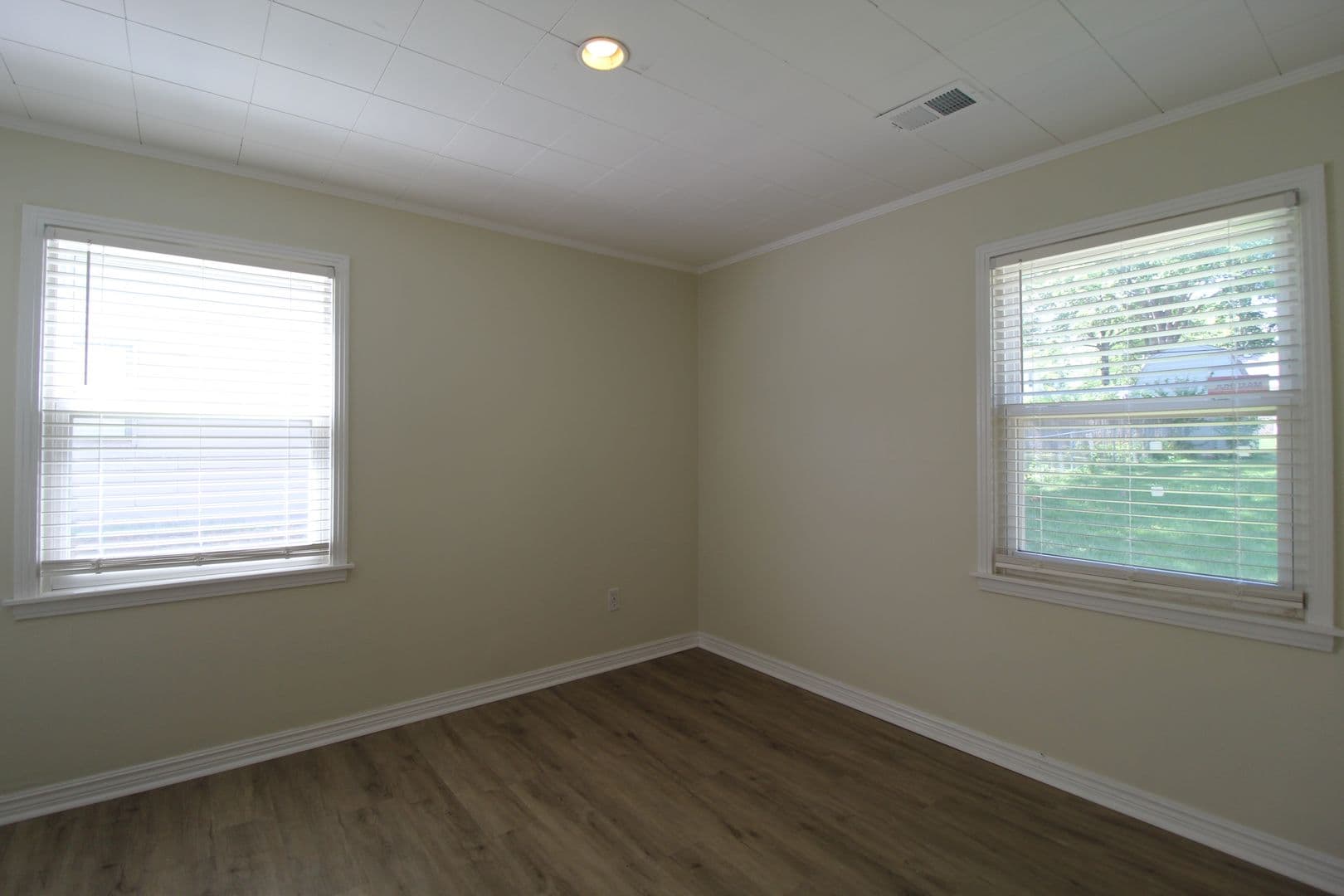 PRAIRIE VILLAGE House: 2206 SOMERSET DR
