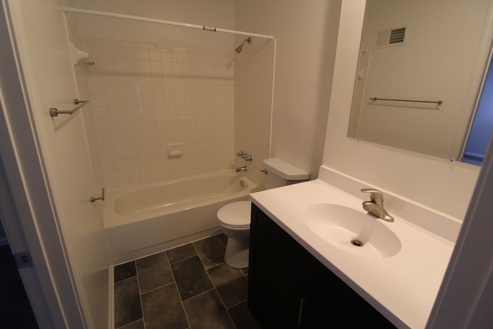 OLATHE Townhome: 107 S SAXONY DR