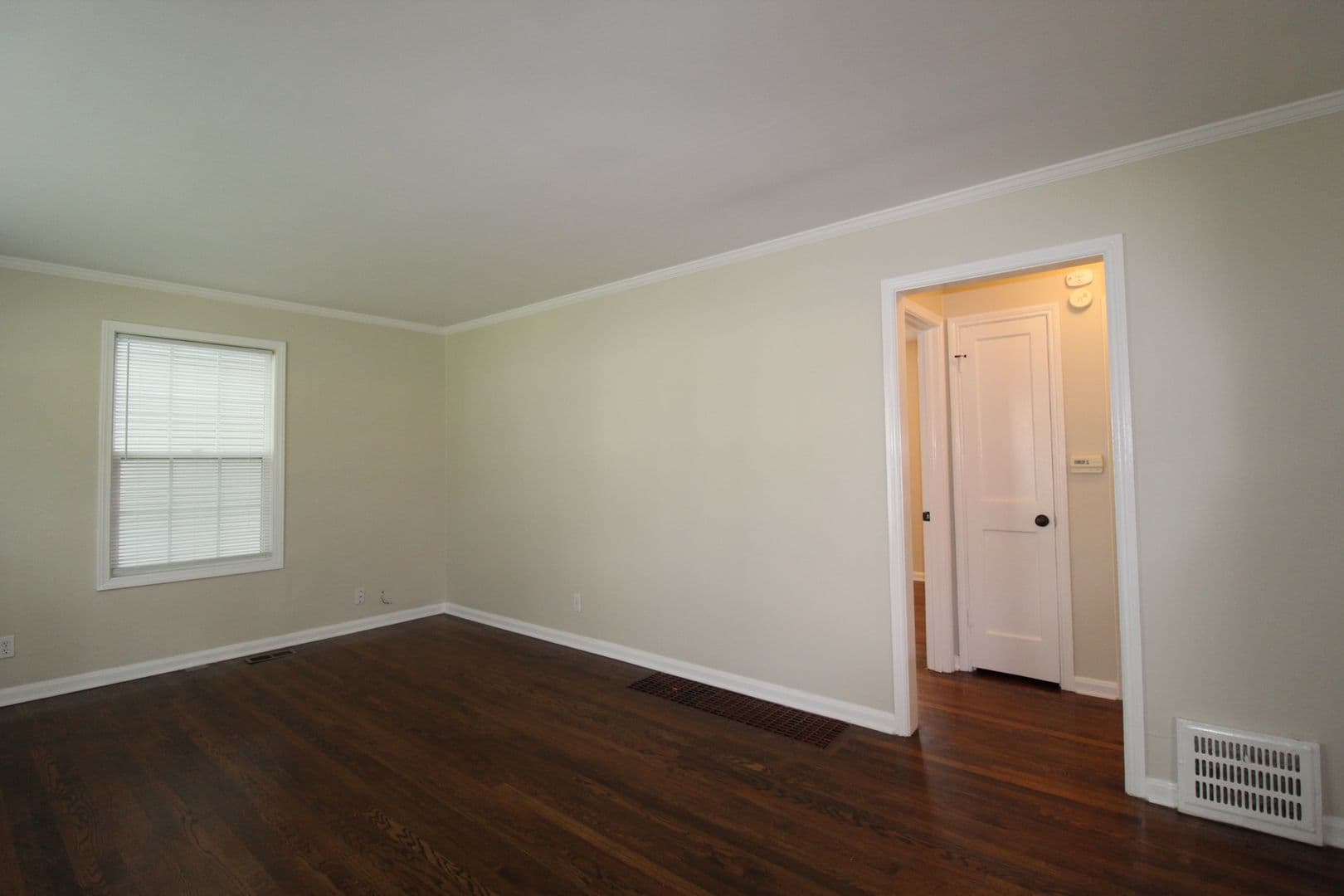 ROELAND PARK House: 5321 W 50TH TERRACE