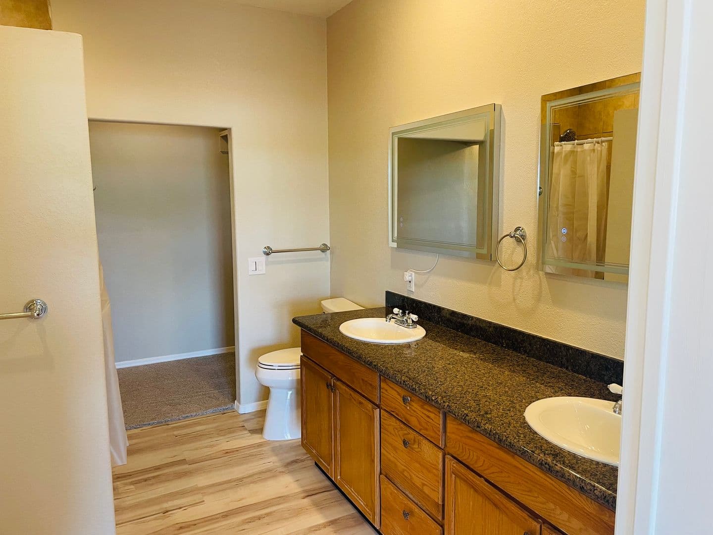 Cornville House: 13120 E. Wet Whistle Way