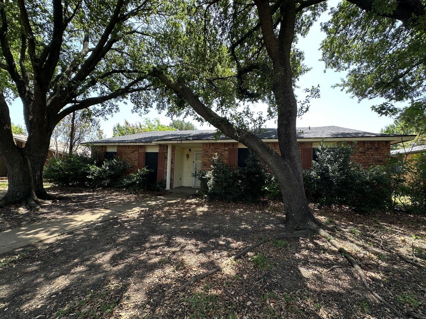 Dallas House: 3138 Tres Logos Ln