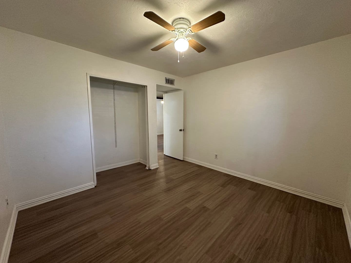 Dallas House: 3138 Tres Logos Ln