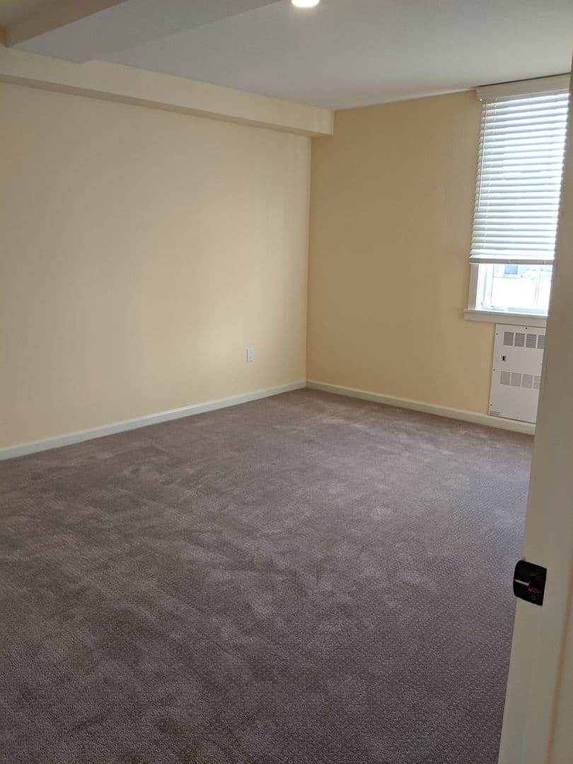 Berkeley Apartment: 1935 Addison Street
