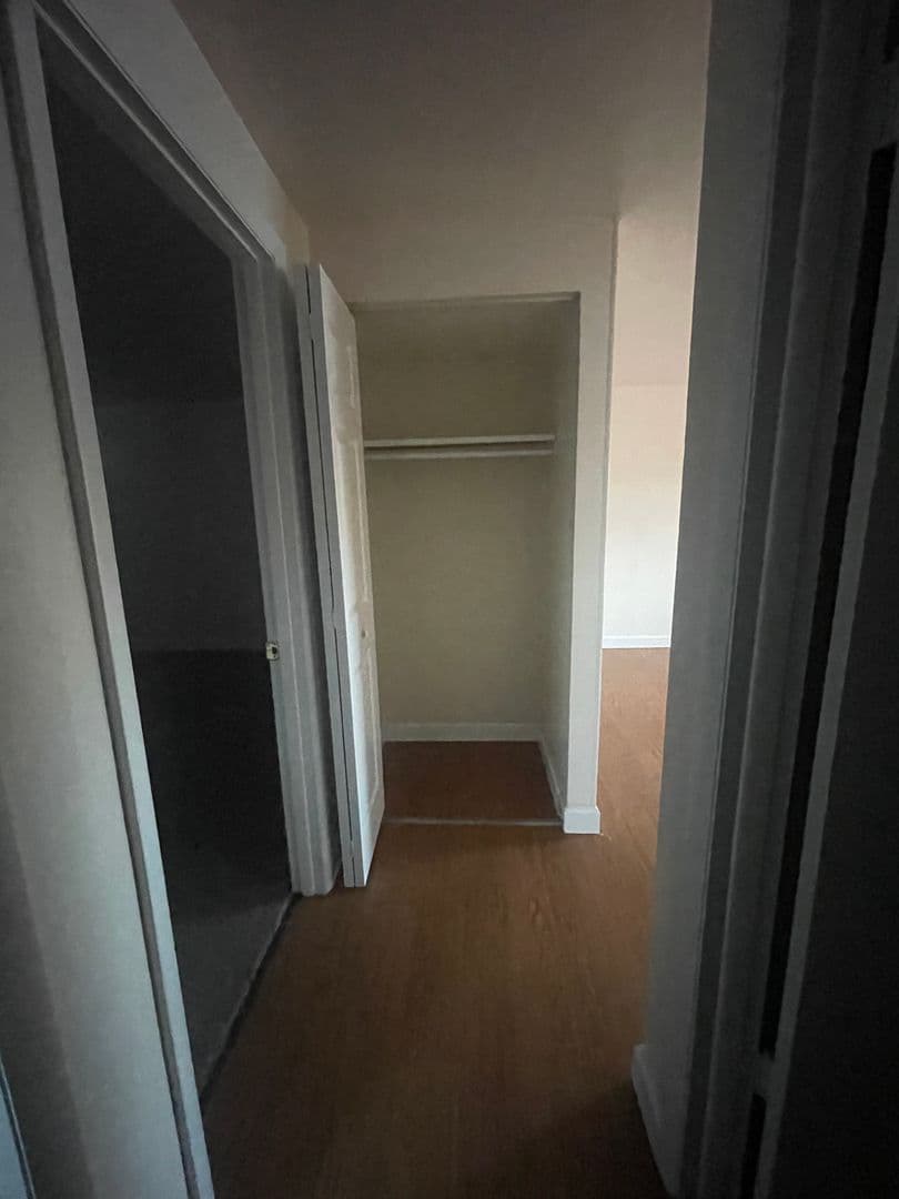 Spring Grove Apartment: 25 E Third Ave. (Building A-1 through L-6)