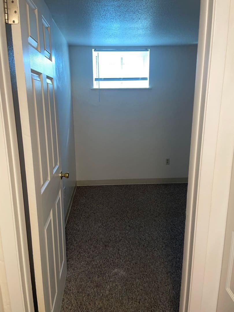 Spring Grove Apartment: 25 E Third Ave. (Building A-1 through L-6)