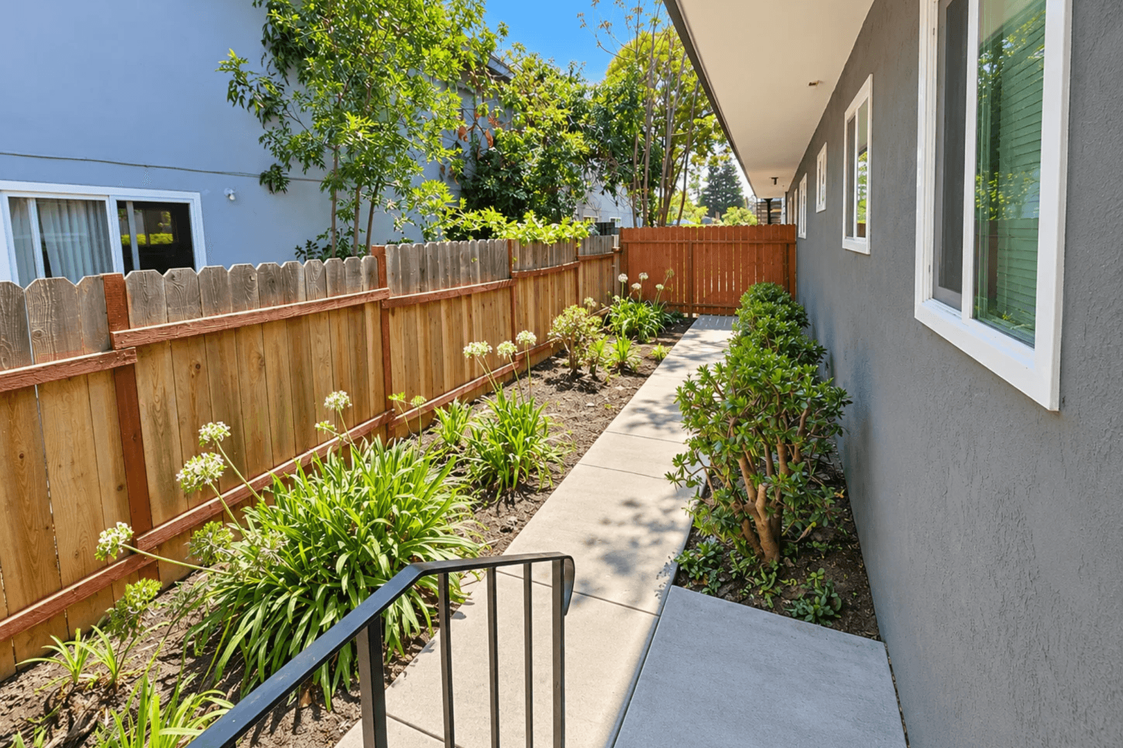 Castro Valley Apartment: 2568 Grove Way