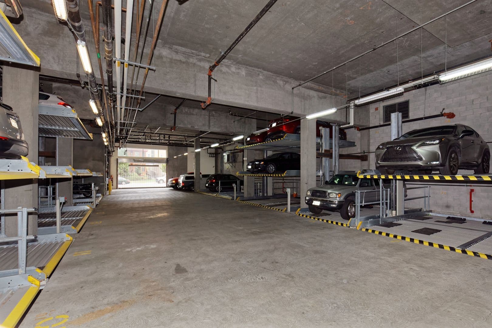 Oakland Apartment: 1401 Jackson Street