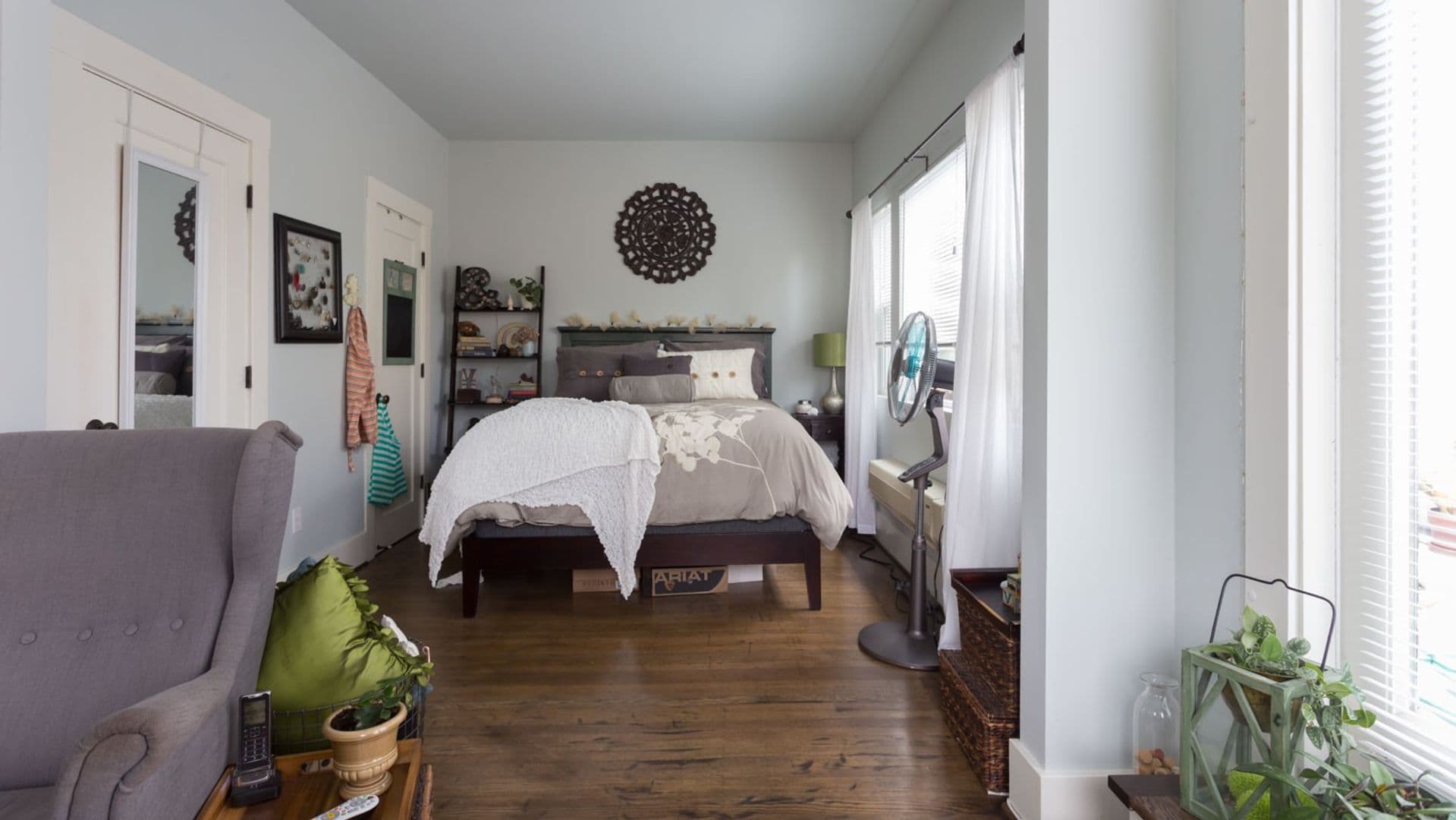 Oakland Apartment: 2800 Madera Ave