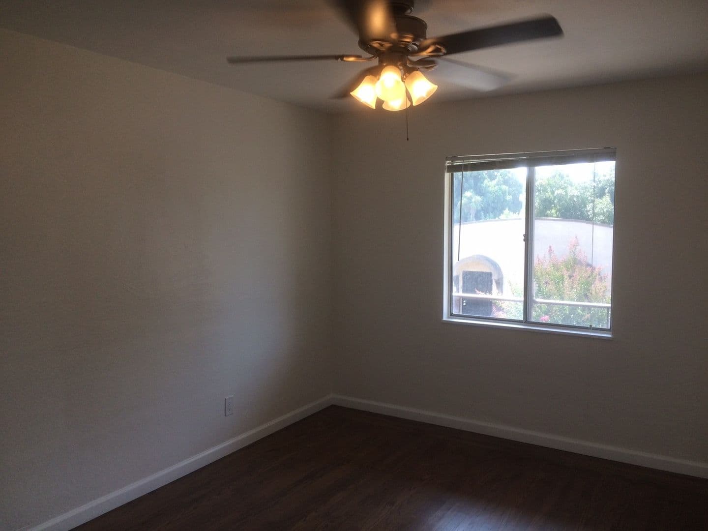 San Leandro Apartment: 529 Callan Ave