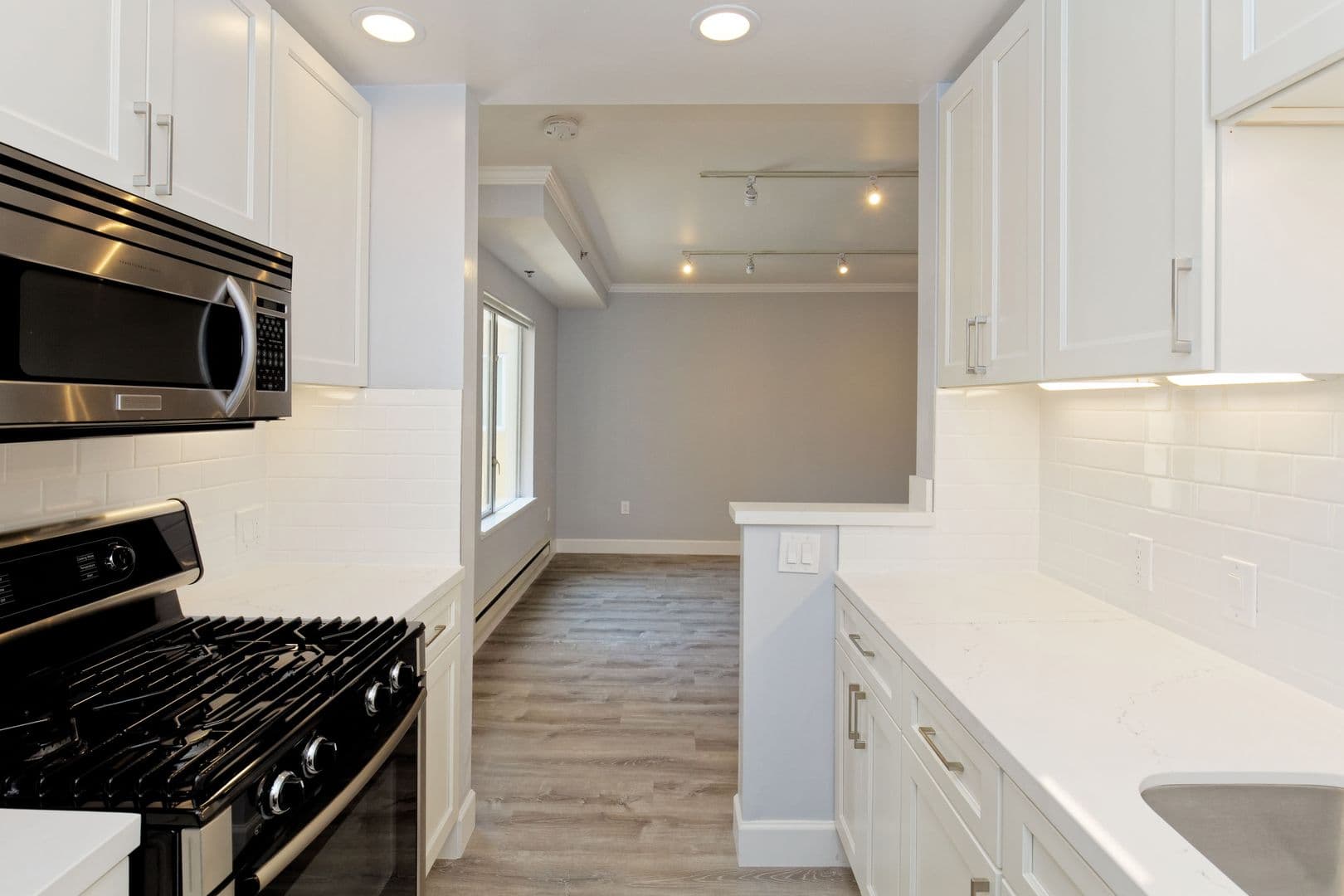 Oakland Apartment: 1401 Jackson Street