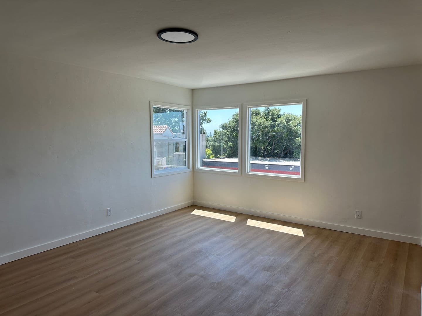 Kensington Apartment: 367 Colusa Avenue