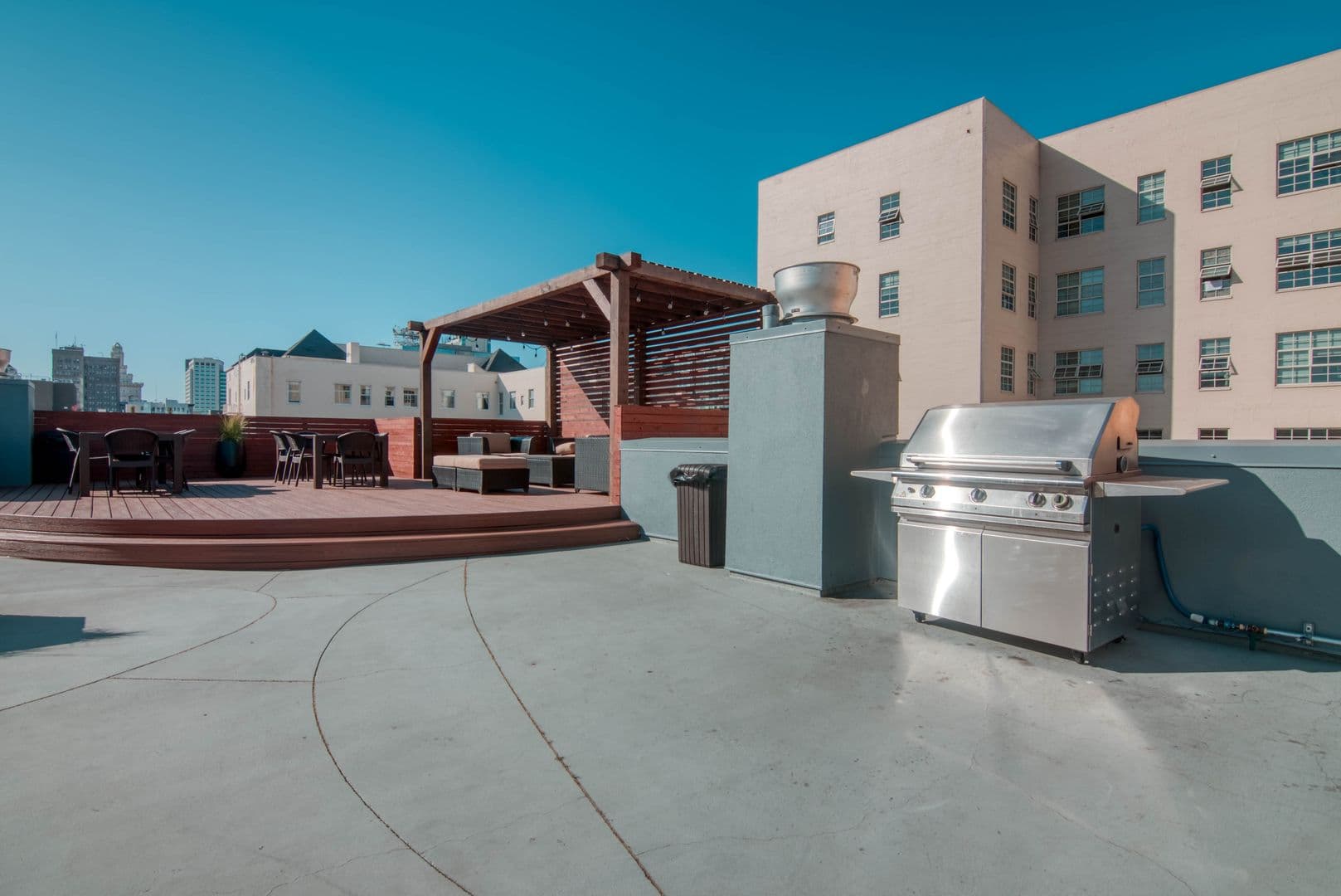 Oakland Apartment: 1401 Jackson Street