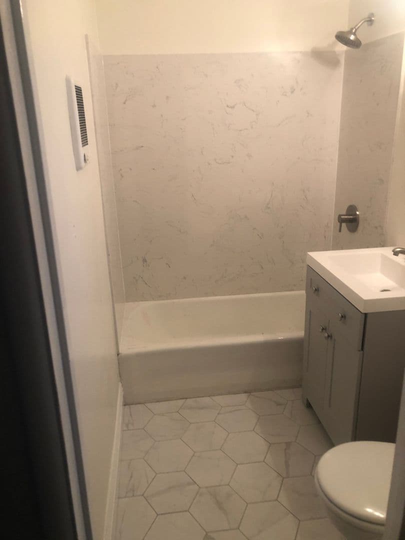 San Leandro Apartment: 529 Callan Ave
