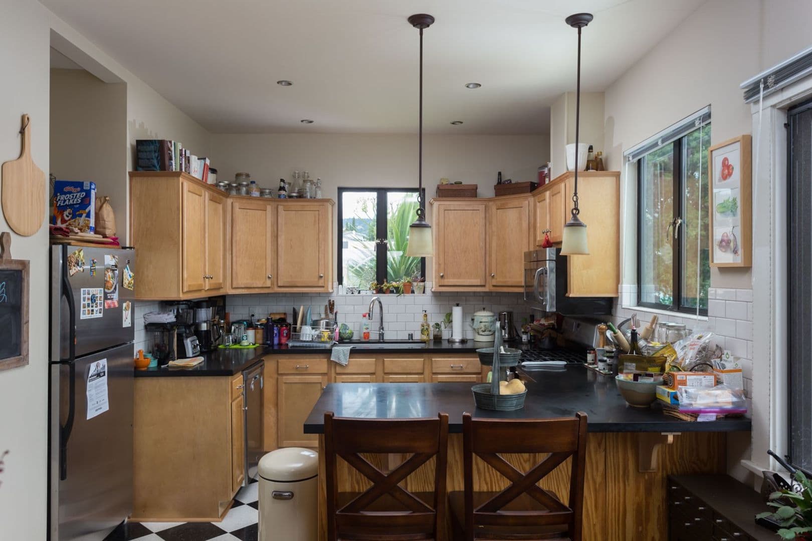 Oakland Apartment: 2800 Madera Ave