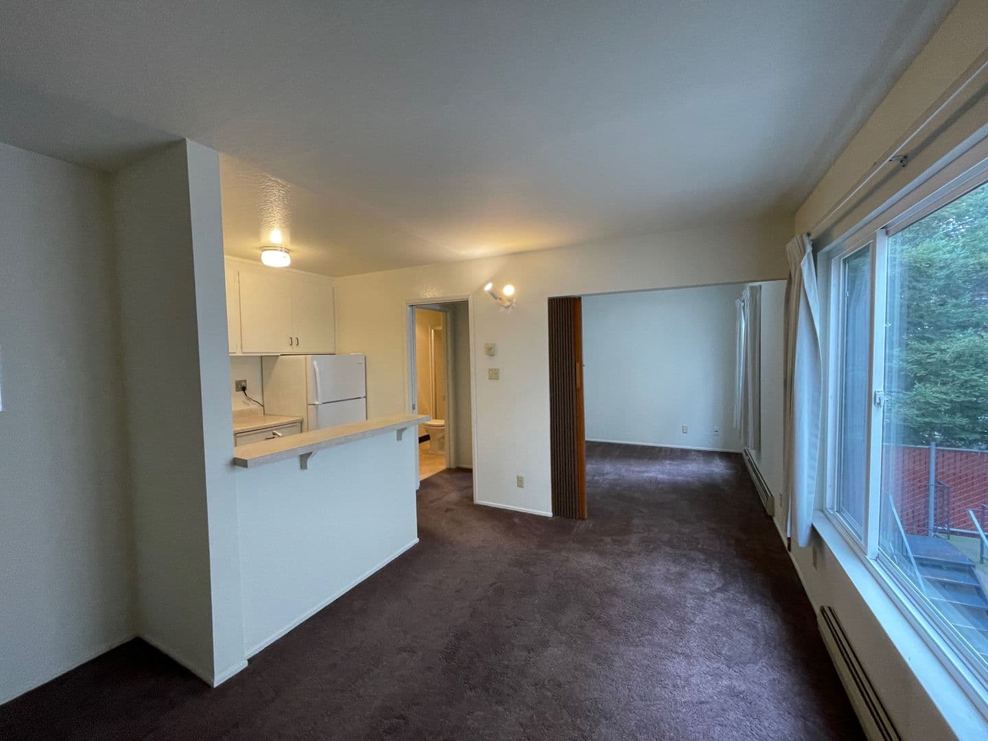 Oakland Apartment: 443 Lee St.
