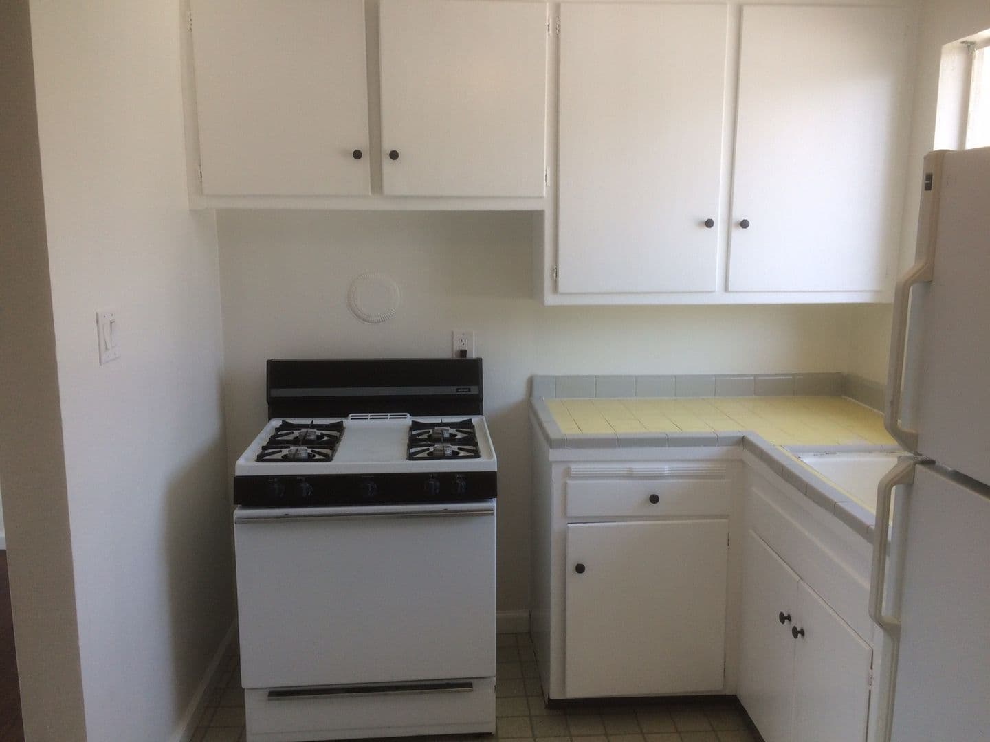 San Leandro Apartment: 529 Callan Ave