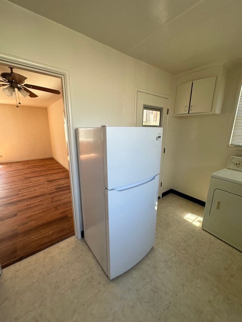 Oakland Apartment: 1939 East 29th Street