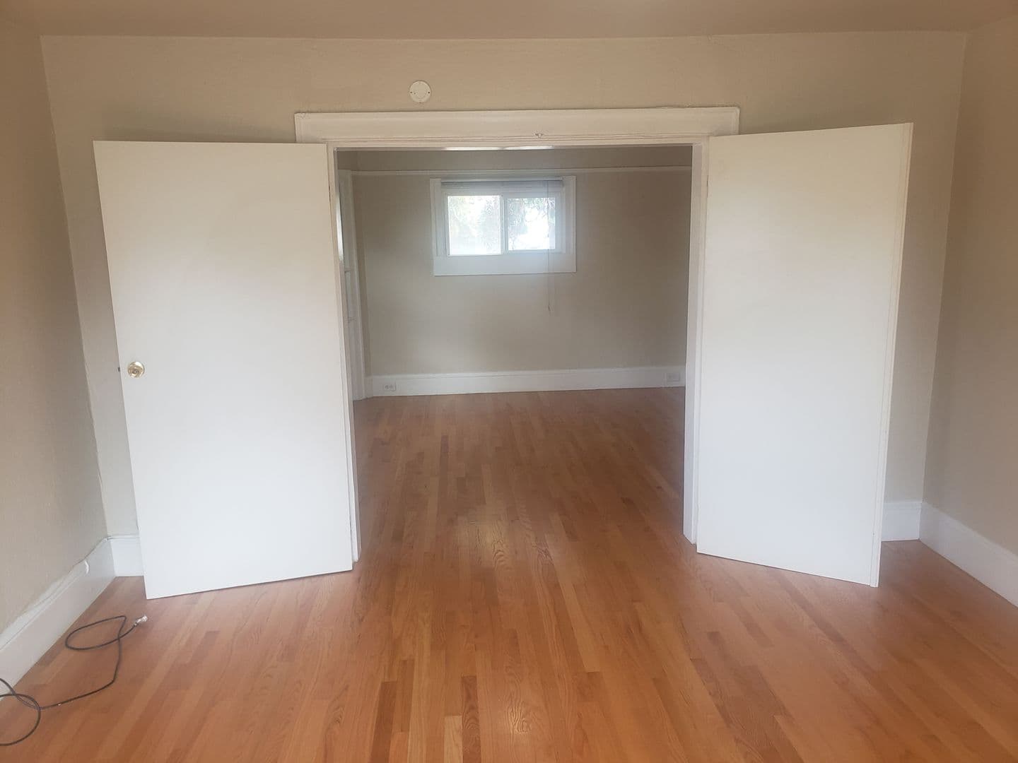 Oakland Apartment: 546 Merrimac St