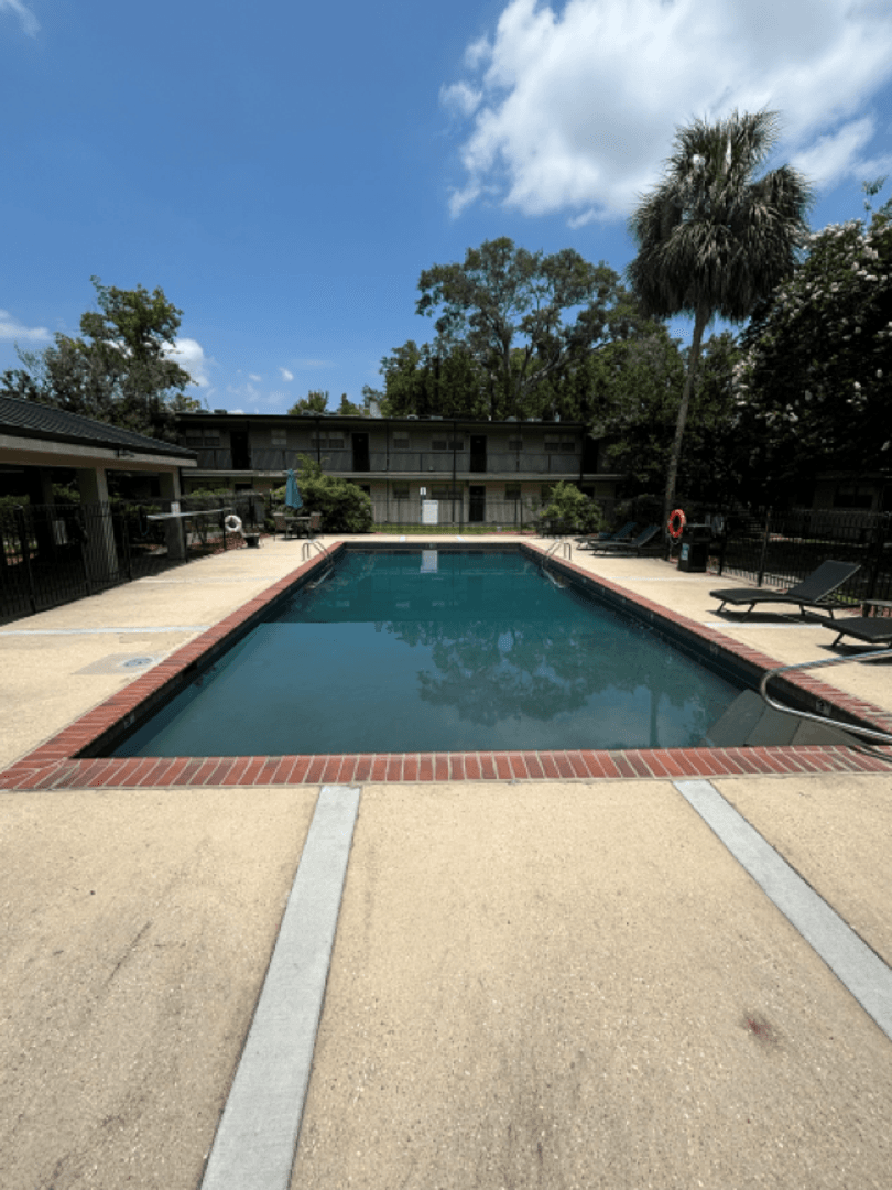 Baton Rouge Condo: 1290 Park Blvd