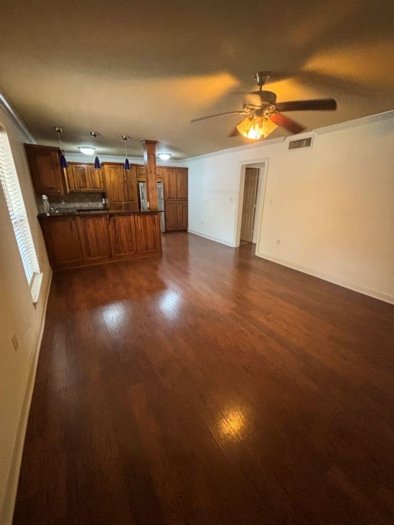 Baton Rouge Condo: 1290 Park Blvd
