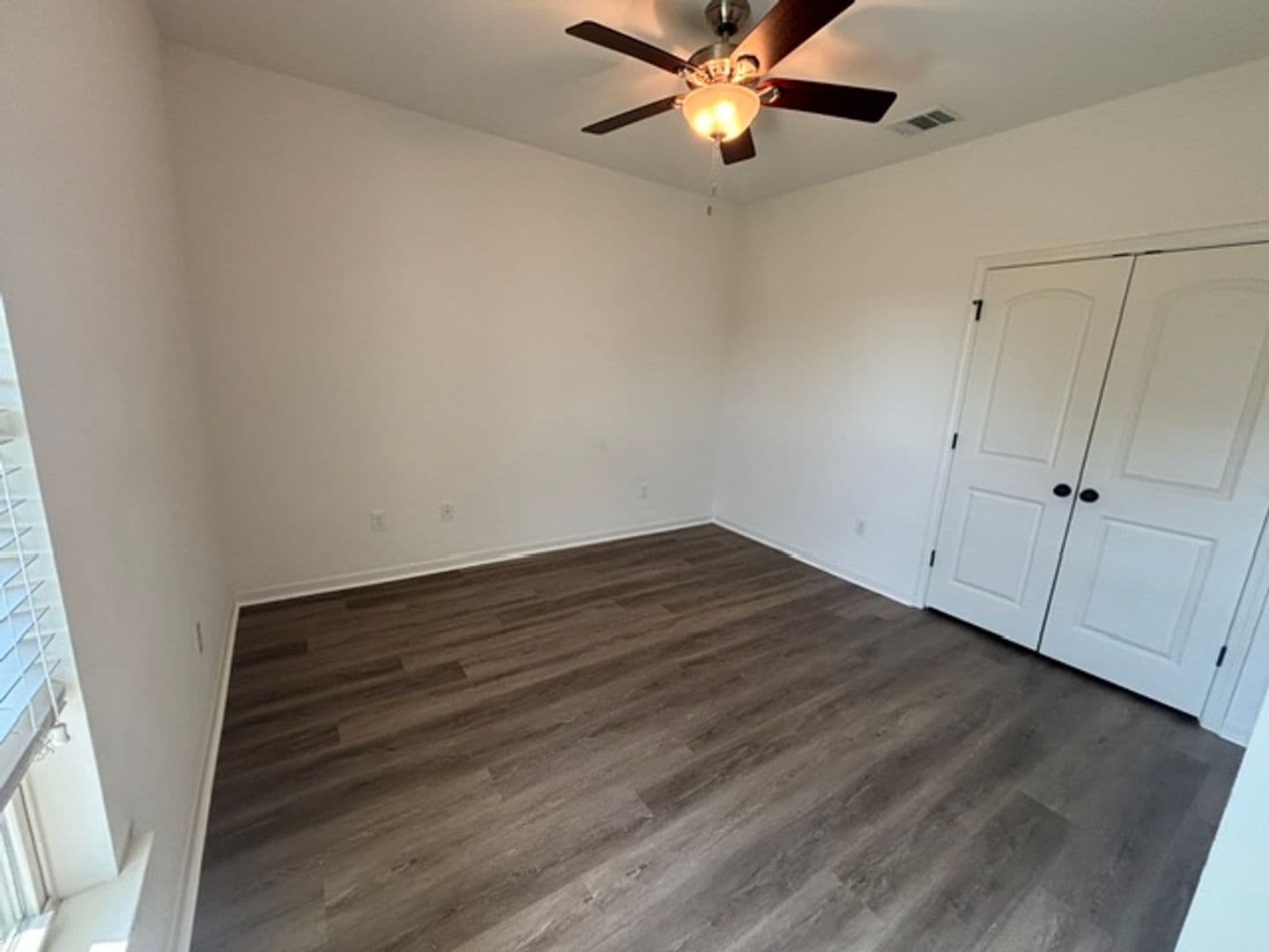 Prairieville House: 18328 Crows Nest Drive