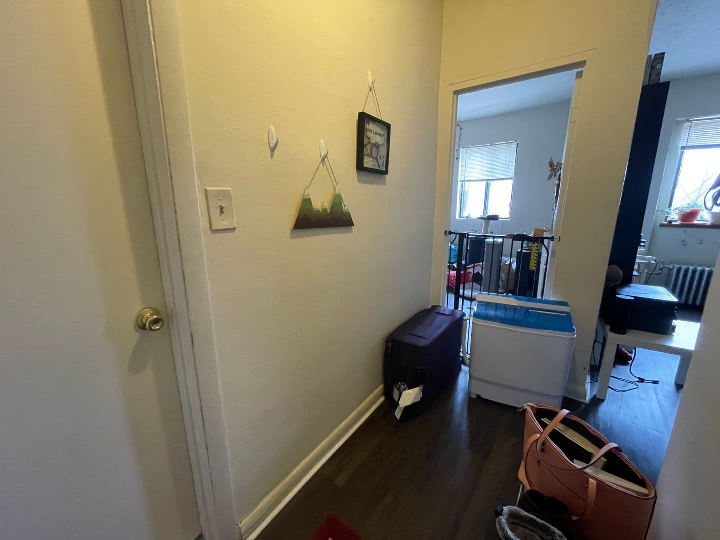 Shorewood Apartment: 3553 N. Oakland Ave