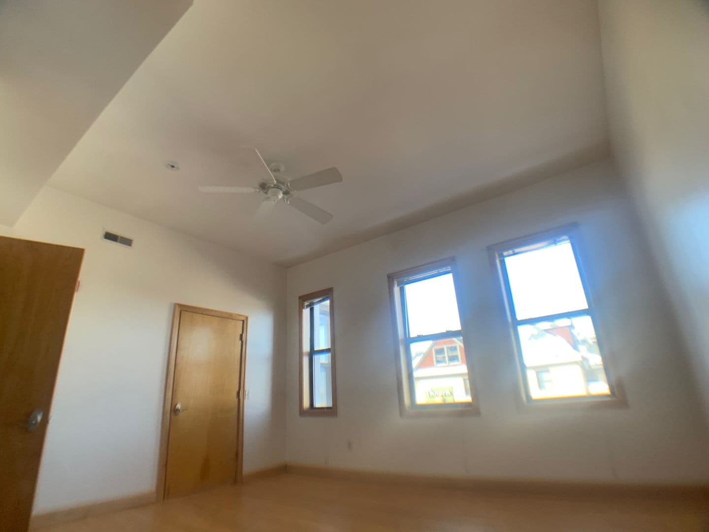 Milwaukee Apartment: 624 E. Ogden Avenue
