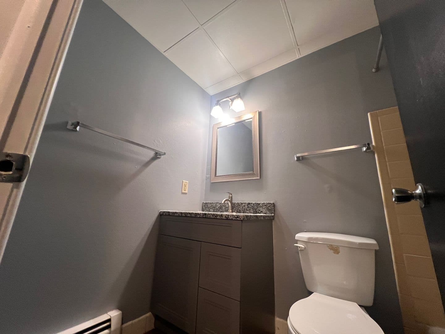 Milwaukee Apartment: 1576 N. Warren Ave.