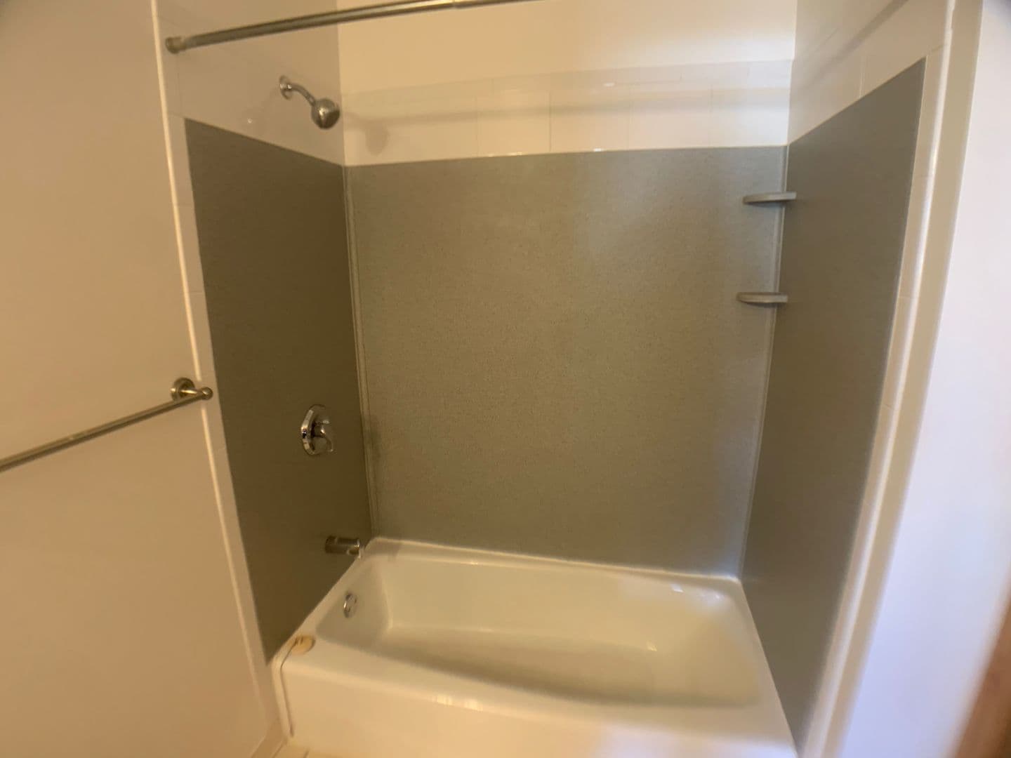 Milwaukee Apartment: 624 E. Ogden Avenue