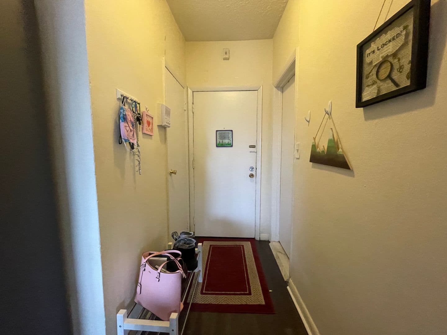 Shorewood Apartment: 3553 N. Oakland Ave