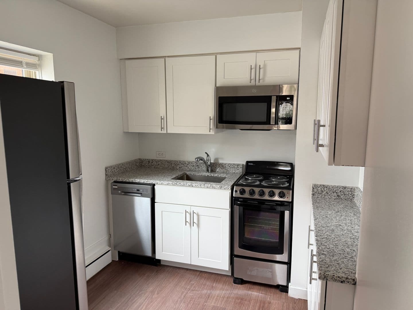 Milwaukee Apartment: 1560 N. Prospect Ave.
