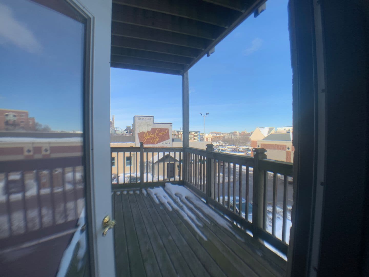 Milwaukee Apartment: 624 E. Ogden Avenue
