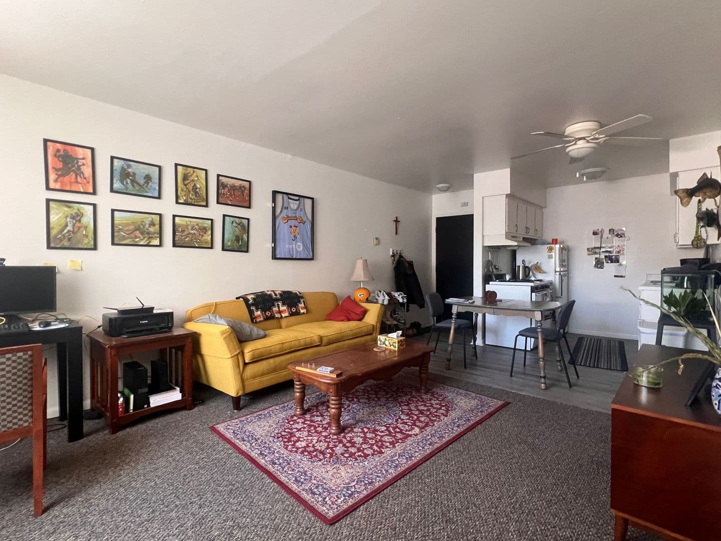 Milwaukee Apartment: 1576 N. Warren Ave.