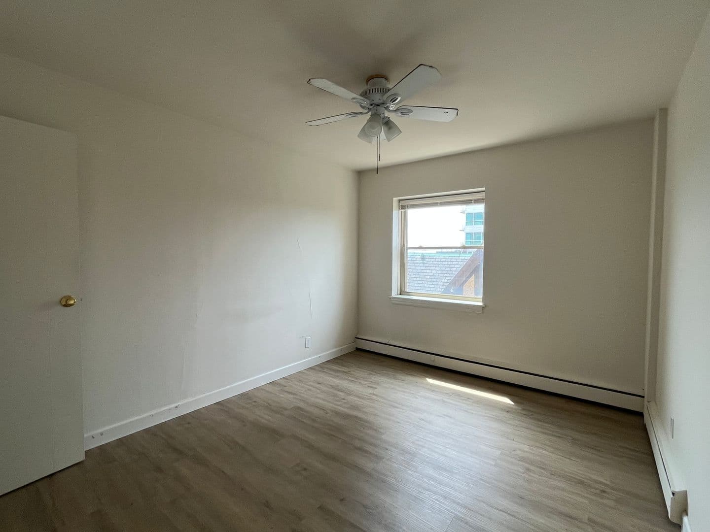 Milwaukee Apartment: 1560 N. Prospect Ave.