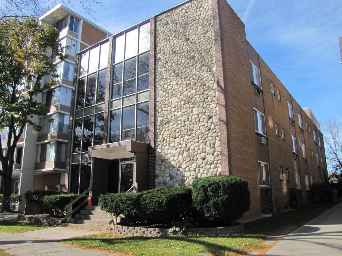 Milwaukee Apartment: 1417 N. Prospect Avenue