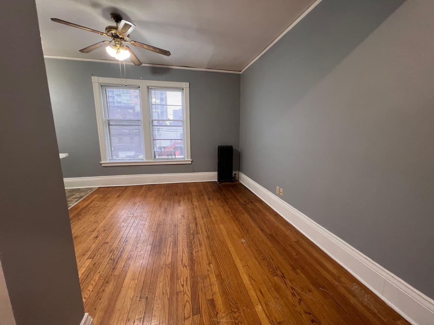 Milwaukee Apartment: 1830 N. Oakland Ave.