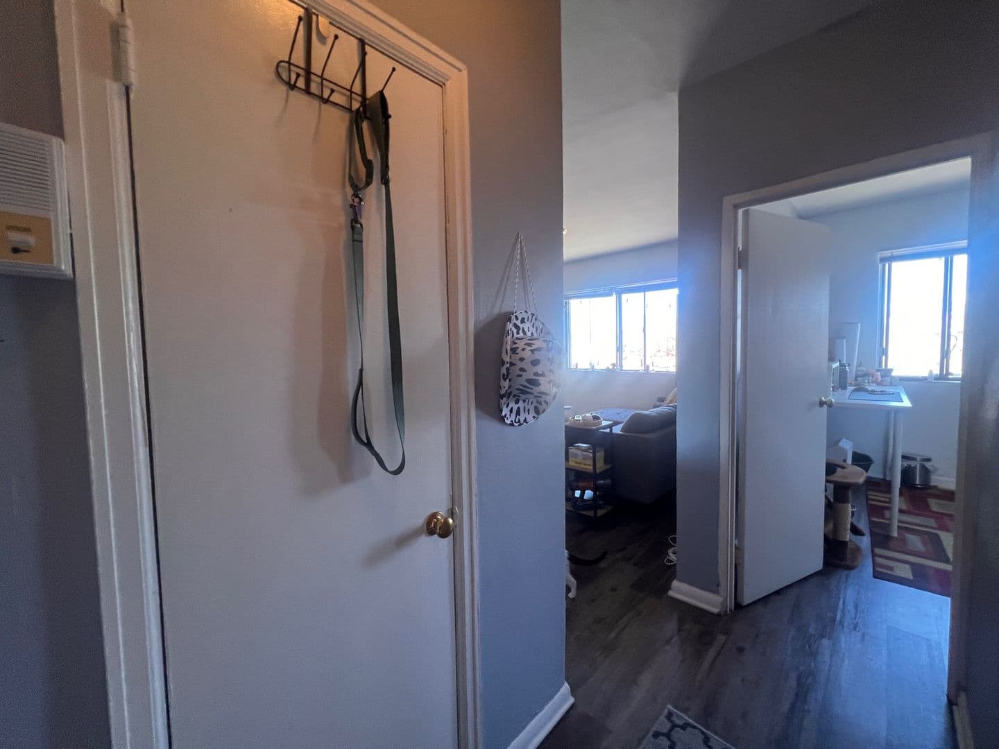Shorewood Apartment: 3553 N. Oakland Ave