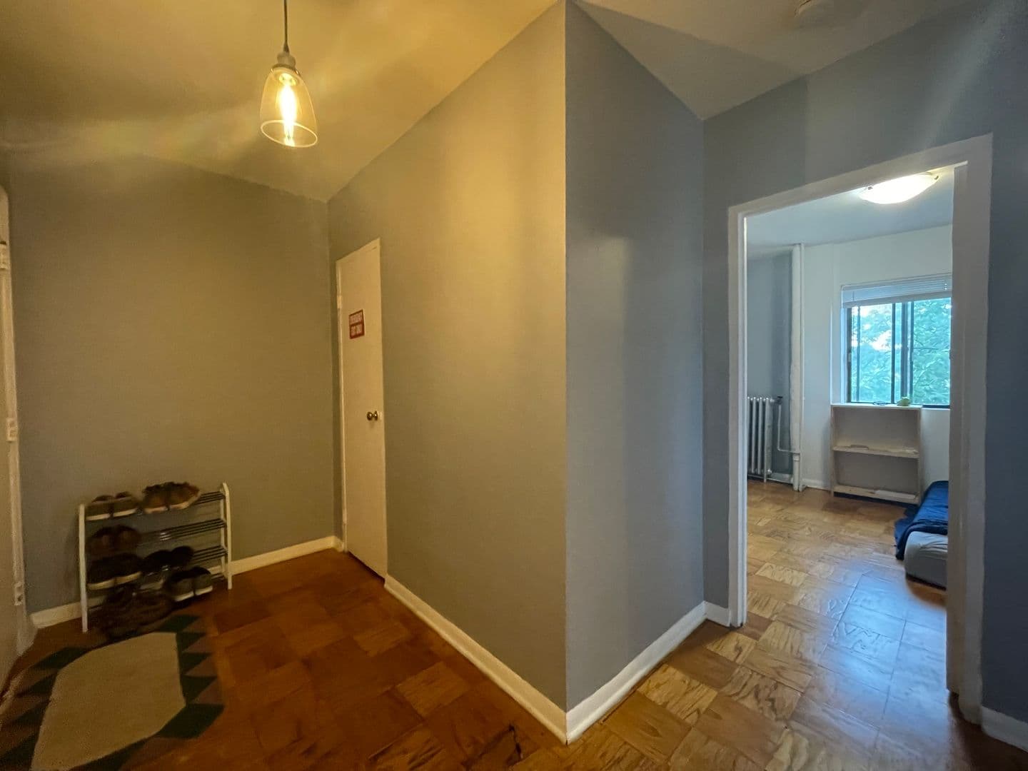 Shorewood Apartment: 3553 N. Oakland Ave
