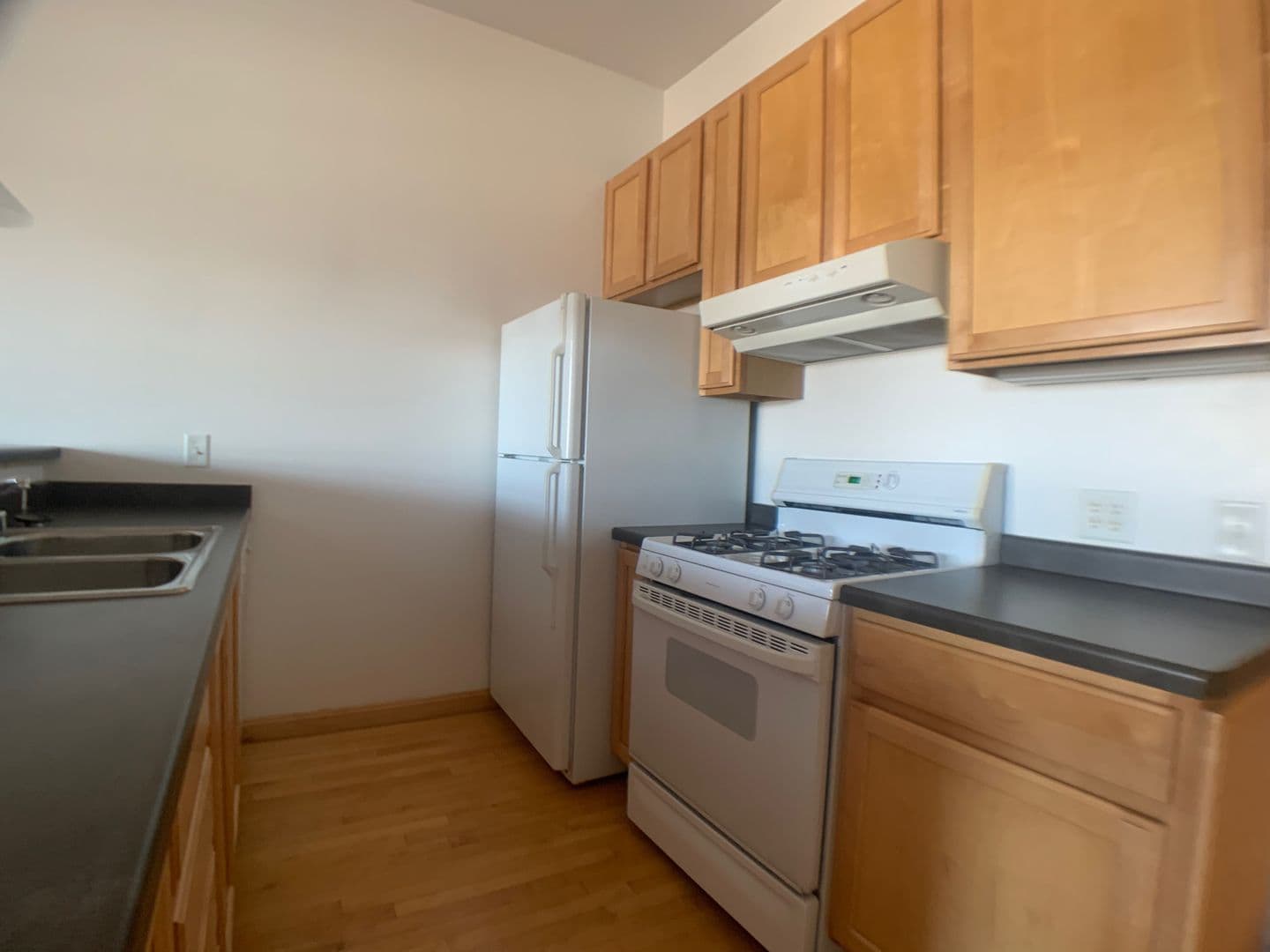 Milwaukee Apartment: 624 E. Ogden Avenue