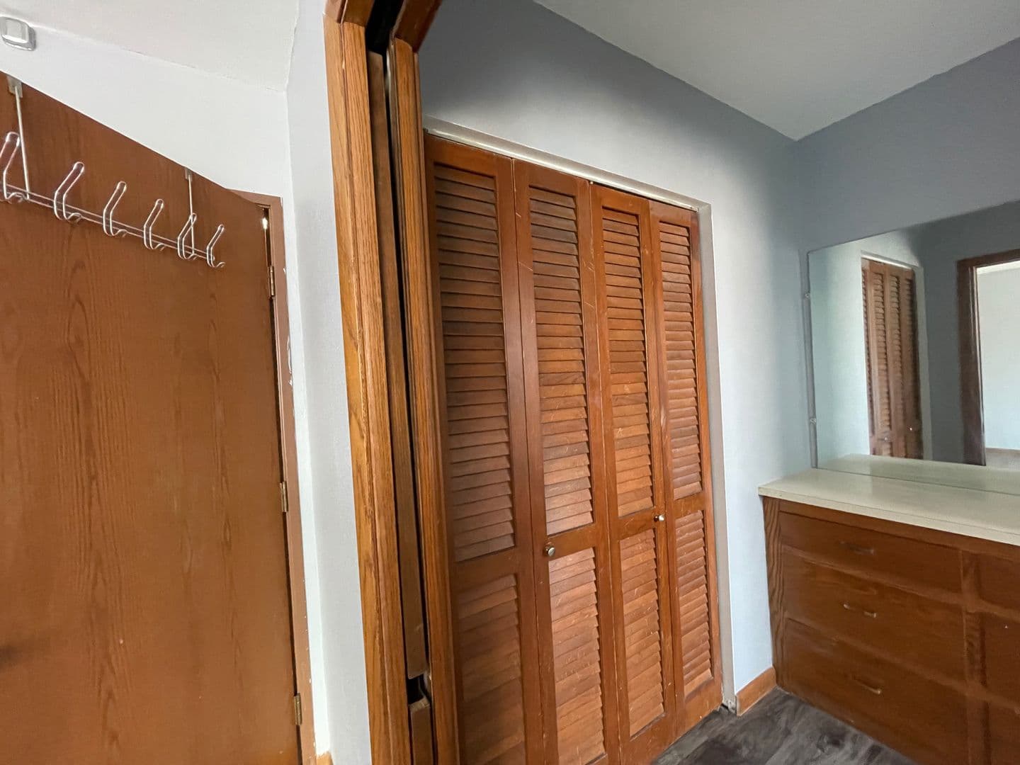 Milwaukee Apartment: 1417 N. Prospect Avenue